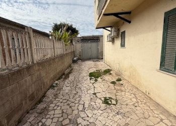 IMG_4382.jpg - Magazzino Viale Guglielmo Marconi 229, Anzio - foto 5