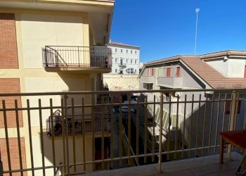 b736f7d7-2c8d-41a7-9a62-01283c467b63.jpg - Three-room apartment Via Luigi Mazza 3, Anzio - photo 1