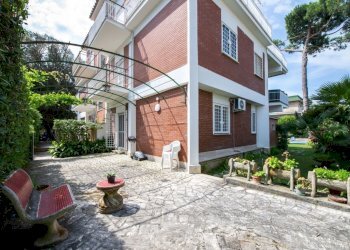 f13663dd-363d-42ec-937d-7863649179b1.jpg - Three-room apartment Via Conchiglia di Mare 4, Anzio - photo 10