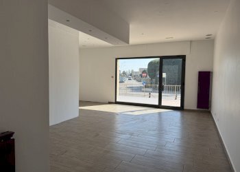 IMG_9998.jpeg - Commercial Premises Via Lodi 5, Cornegliano Laudense - photo 1