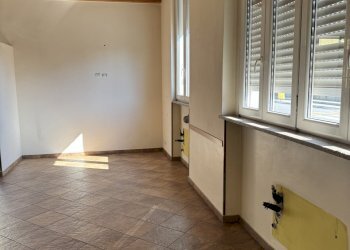 IMG_9987.jpeg - Commercial Premises Via Lodi 5, Cornegliano Laudense - photo 5