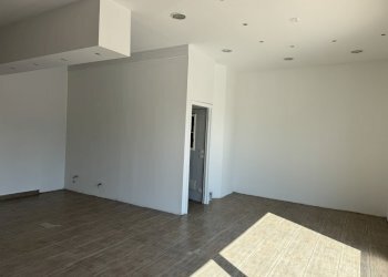 IMG_9995.jpeg - Commercial Premises Via Lodi 5, Cornegliano Laudense - photo 11