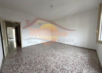 97253313-13c3-4486-851a-dc2b396c068b.jpeg - Quadrilocale Via Sardegna, Siracusa - foto 6