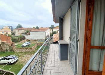 balcone - Trilocale Via Giacomo Puccini, Pianello Val Tidone - foto 9