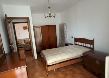 camera da letto - Trilocale Via Giacomo Puccini, Pianello Val Tidone - foto 11