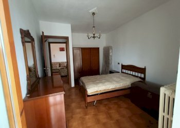 camera da letto - Trilocale Via Giacomo Puccini, Pianello Val Tidone - foto 12