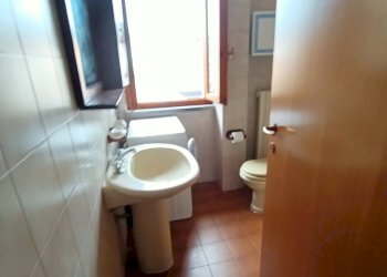bagno - Trilocale Via Giacomo Puccini, Pianello Val Tidone - foto 16