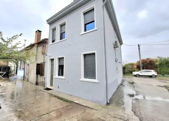 20260326_100548.jpg - Portion of a house Via Ponte del Merlo 95, Rovigo - photo 1