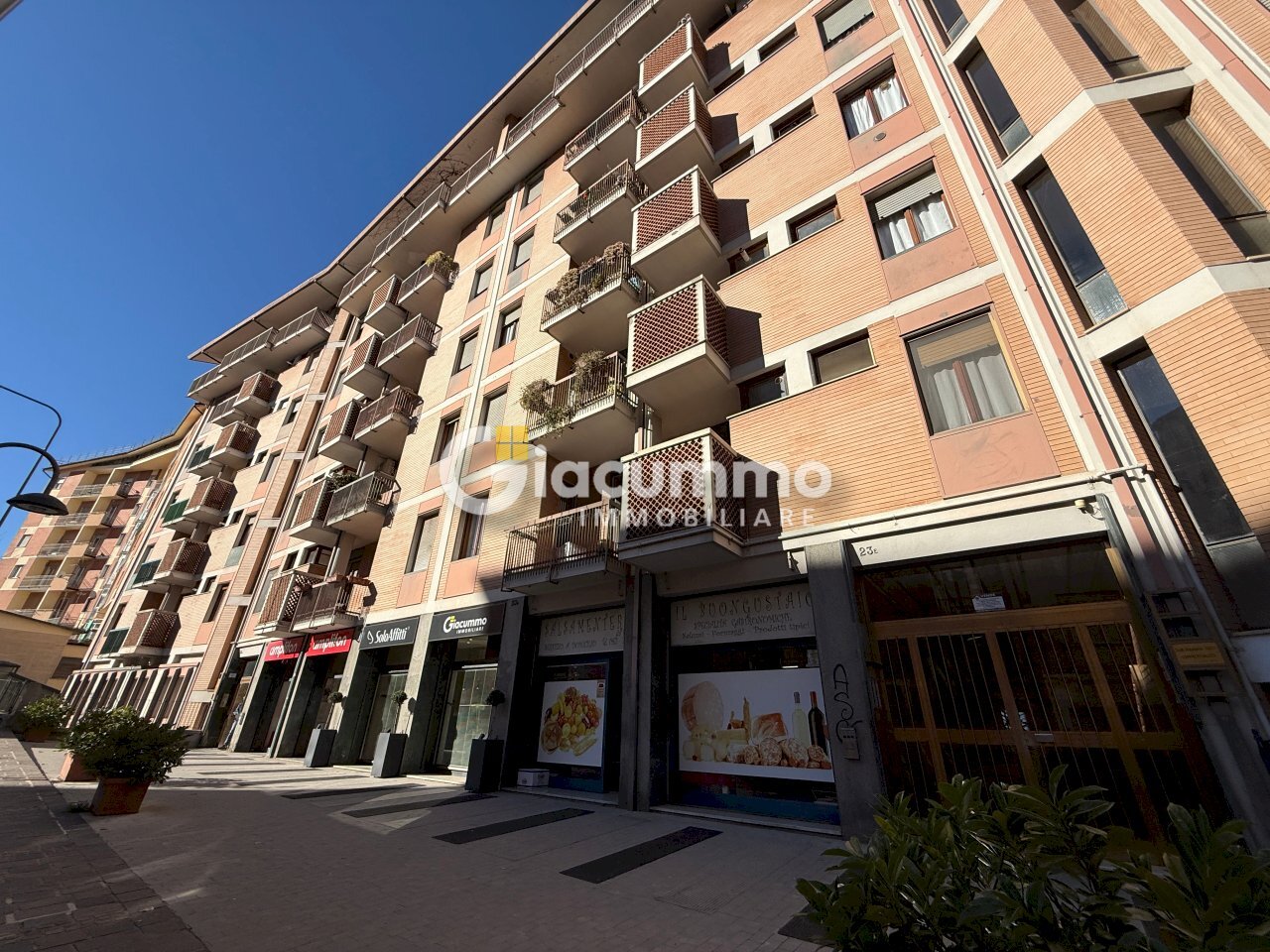 salu16.jpg - Locale Commerciale Via Giuseppe Mazzini 23, Potenza - foto 1