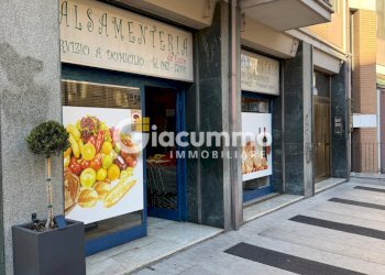 salu1.jpg - Locale Commerciale Via Giuseppe Mazzini 23, Potenza - foto 3