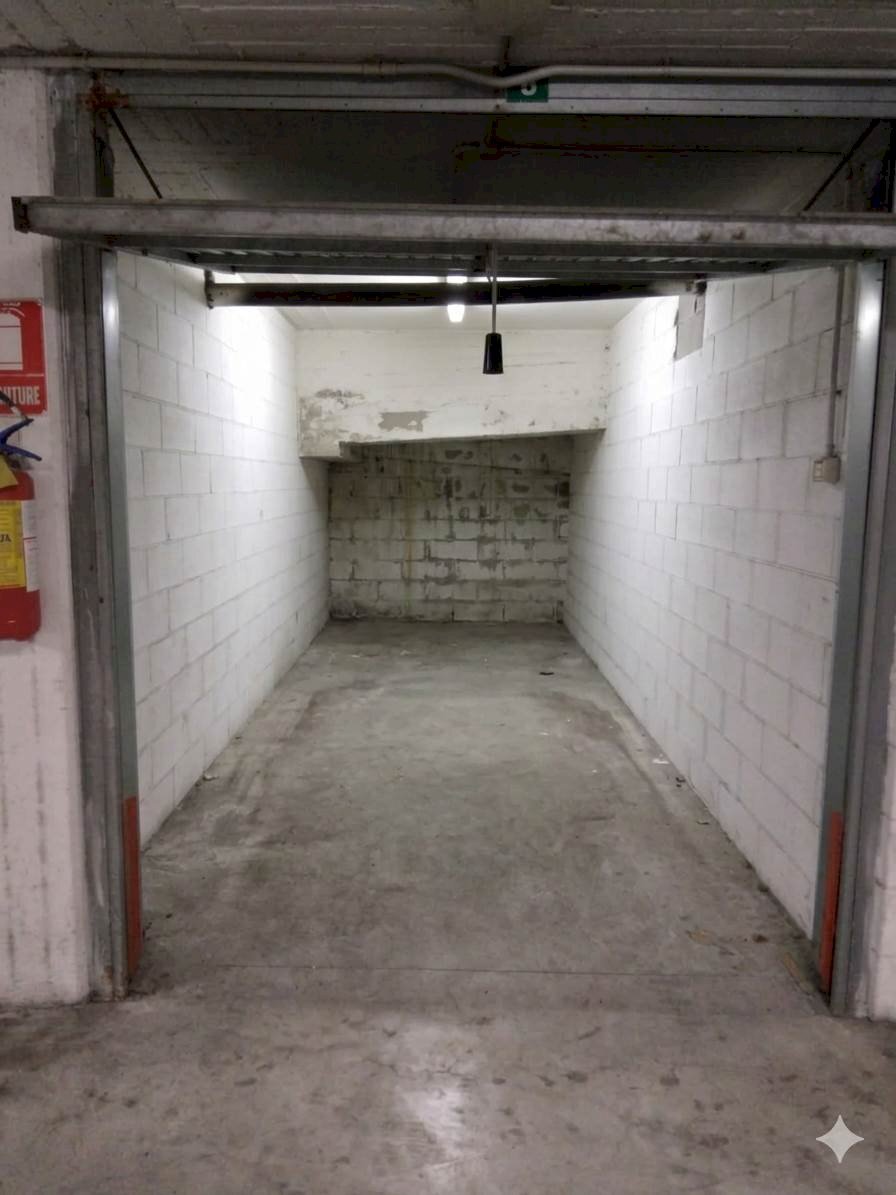 Garage - Parcheggio Via Carlo Zucchi 41, Modena (zona Circoscrizione 1) - foto 2