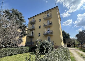 Facciata - Trilocale Via Vittorio Veneto, 5, Imola - foto 1