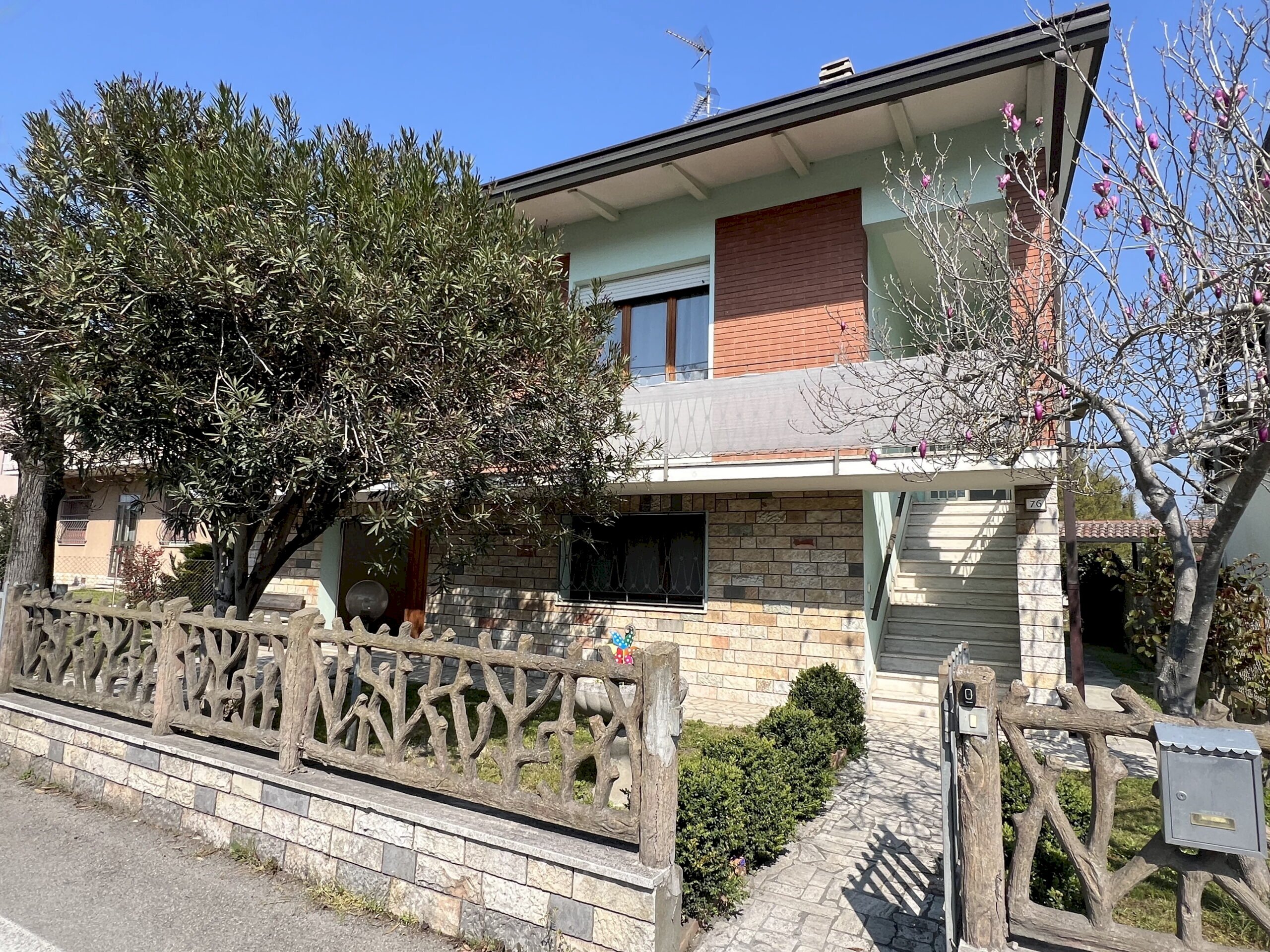 Villa Via Circonvallazione, 76, Argenta - photo 1