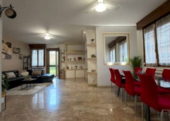 Villa a Schiera Via Villa d'Oro, Modena (zona Crocetta) - foto 1