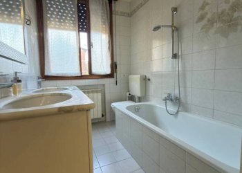 Villa a Schiera Via Villa d'Oro, Modena (zona Crocetta) - foto 8