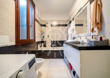 Three-room apartment Molinella - photo 17