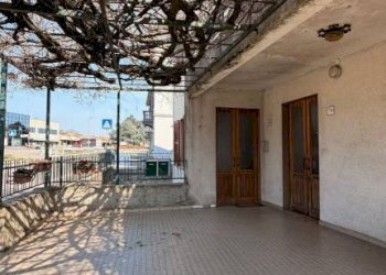 Independent house Medesano - photo 2