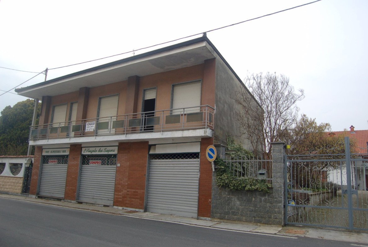 Casa indipendente Strada Castegna, Ciconio - foto 1