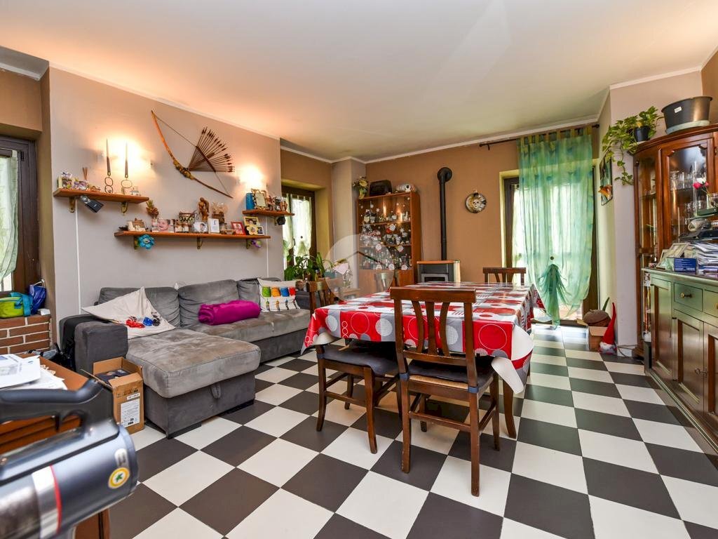 Quadrilocale Via grangia marin, Giaveno - foto 1