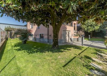Villa Via Fratelli Cairoli, 8
Santhià, Santhià - foto 5