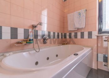 Villa Via Fratelli Cairoli, 8
Santhià, Santhià - foto 47