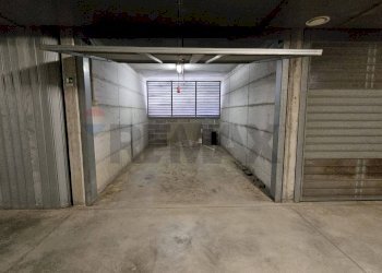 Garage - Parking Chiavari, GE, Chiavari - photo 4