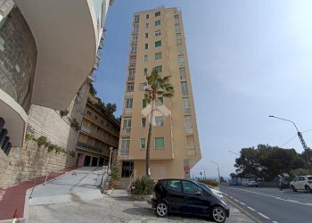 One-room apartment Corso Guglielmo Marconi, Sanremo - photo 14