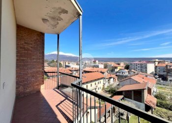 Appartamento Canton Vesco, Ivrea - foto 2