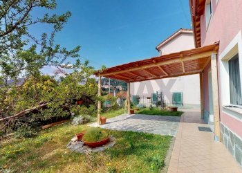 Casa indipendente Salita Inferiore Gambonia, 3a 
 Struppa, Genova (zona Struppa) - foto 21