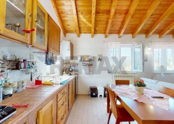 Casa indipendente Salita Inferiore Gambonia, 3a 
 Struppa, Genova (zona Struppa) - foto 33