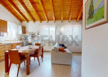 Casa indipendente Salita Inferiore Gambonia, 3a 
 Struppa, Genova (zona Struppa) - foto 36