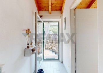 Casa indipendente Salita Inferiore Gambonia, 3a 
 Struppa, Genova (zona Struppa) - foto 46