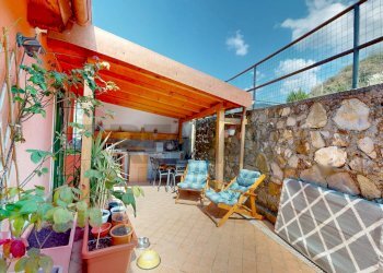 Casa indipendente Salita Inferiore Gambonia, 3a 
 Struppa, Genova (zona Struppa) - foto 55