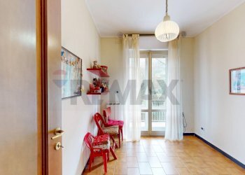 Three-room apartment Via Chiappella, 5B 
 Serra Riccò, Serra Riccò - photo 5