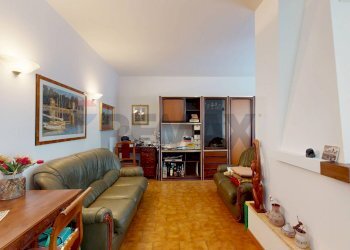 Three-room apartment Via Chiappella, 5B 
 Serra Riccò, Serra Riccò - photo 9