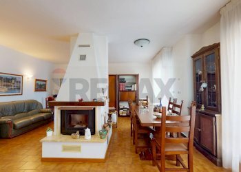 Three-room apartment Via Chiappella, 5B 
 Serra Riccò, Serra Riccò - photo 12