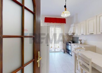 Bilocale Via Ponza, 9 
 Lagaccio, Genova (zona Lagaccio) - foto 10
