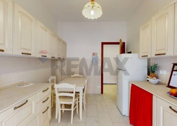 Bilocale Via Ponza, 9 
 Lagaccio, Genova (zona Lagaccio) - foto 11
