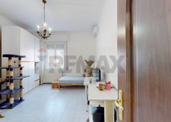 Bilocale Via Ponza, 9 
 Lagaccio, Genova (zona Lagaccio) - foto 22