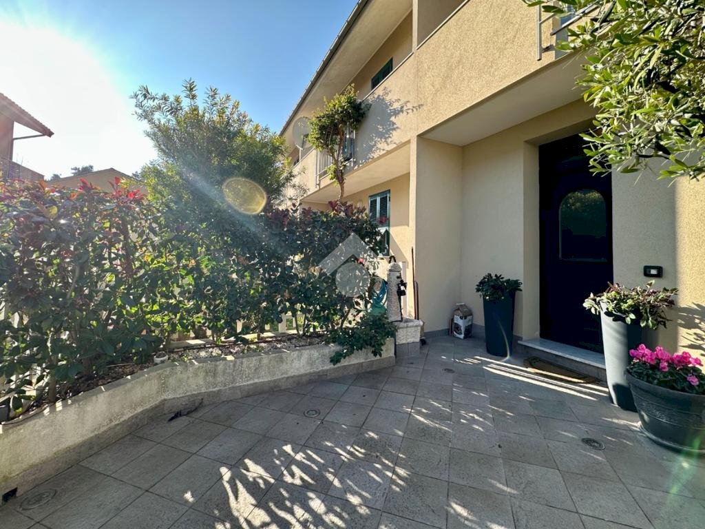 Villa a Schiera Via Coreallo, Spotorno - foto 2