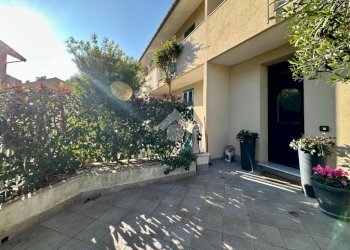 Villa a Schiera Via Coreallo, Spotorno - foto 2