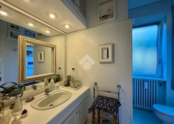 Three-room apartment Via D. H. Lawrence, Spotorno - photo 28