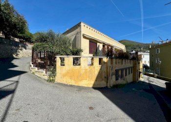 Three-room apartment Via D. H. Lawrence, Spotorno - photo 44