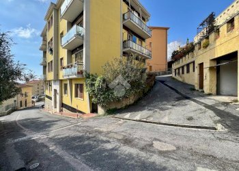 Three-room apartment Via D. H. Lawrence, Spotorno - photo 46