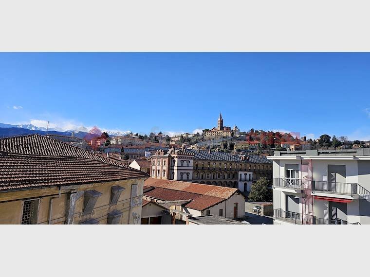 Trilocale Vicolo Carceri, 10, Pinerolo - foto 1