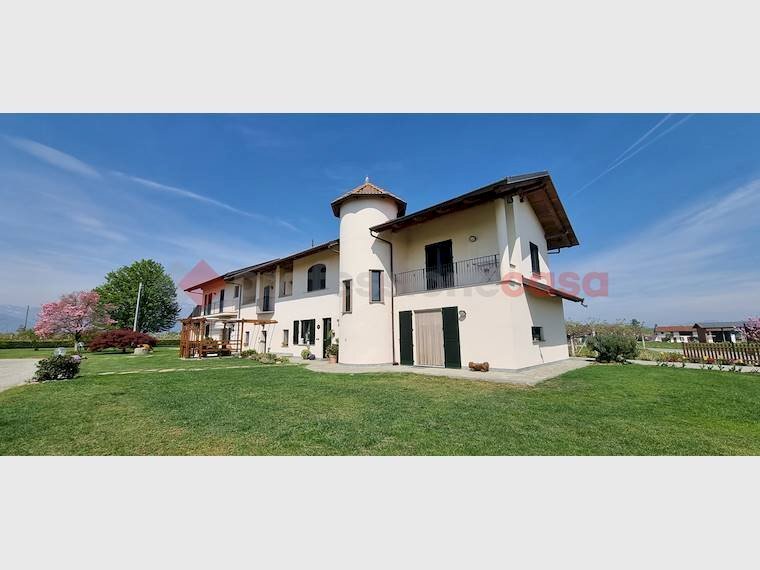 Independent house Via Gerbidi, 52, Cavour - photo 1