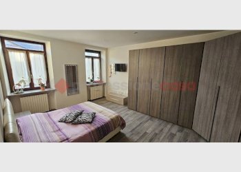 Two-room apartment Via Martiri della Libertà, 6, Osasco - photo 11