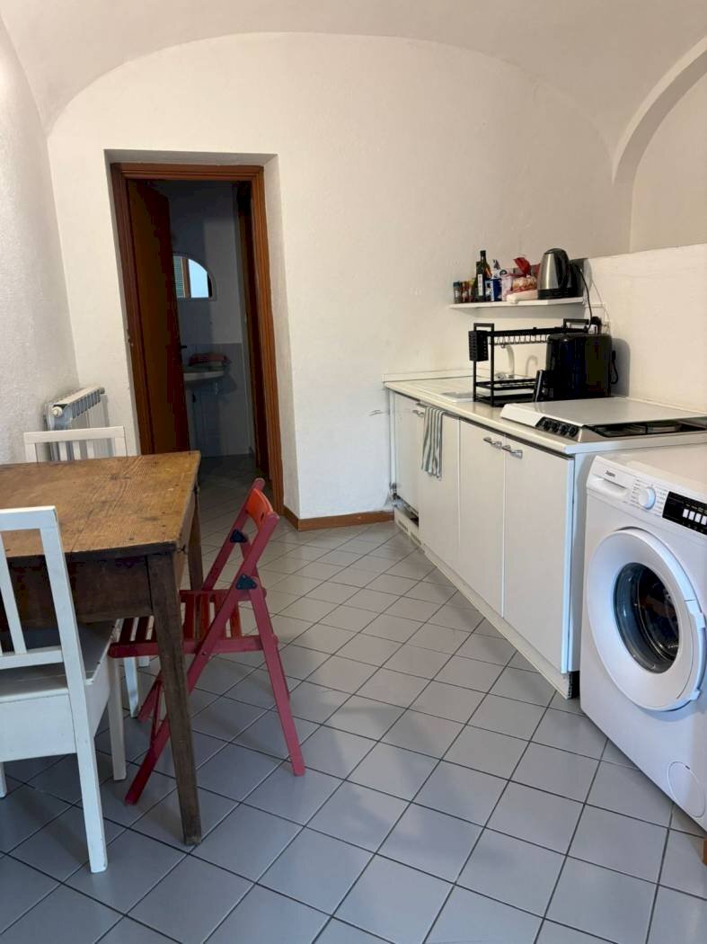 One-room apartment Via Cacciatori delle Alpi, Cuneo (neighborhood Centro Storico) - photo 1