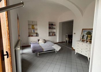One-room apartment Via Cacciatori delle Alpi, Cuneo (neighborhood Centro Storico) - photo 6