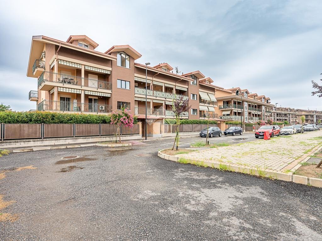 Box Viale Fortunato Chiambretto, Druento - photo 1